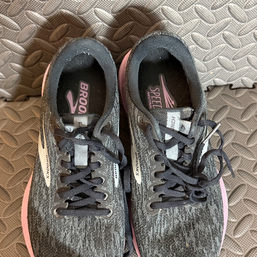 Brooks Launch 7 Running Shoes Size 7.5 Color Grey & Purple - Picture 7 of 10